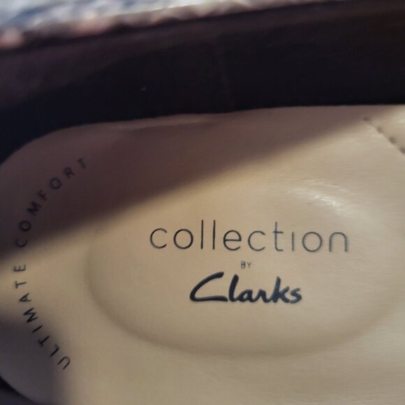 Clarks Snakeskin Pumps - Picture 4 of 5